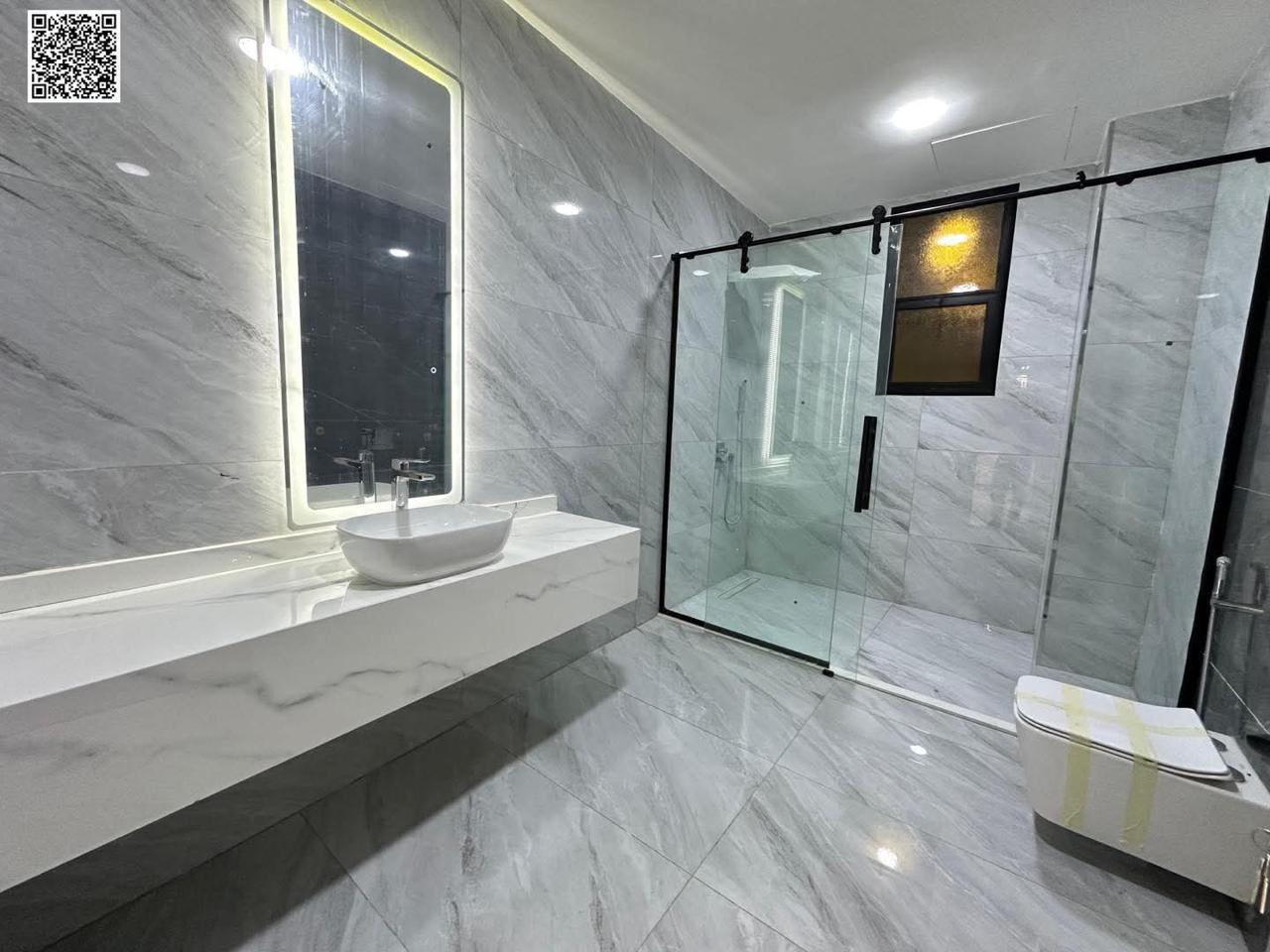 Customized Bathroom